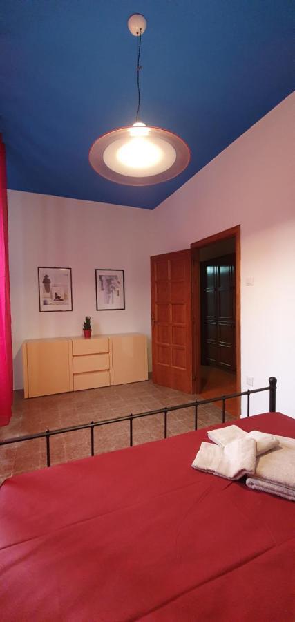 Apartmán 2 Bed Flat Centre & Stadio Free Parking Terni Exteriér fotografie